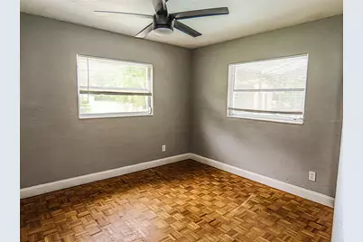 2434 65th Street N, Saint Petersburg, FL 33710 - Photo 17