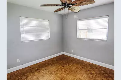 2434 65th Street N, Saint Petersburg, FL 33710 - Photo 15