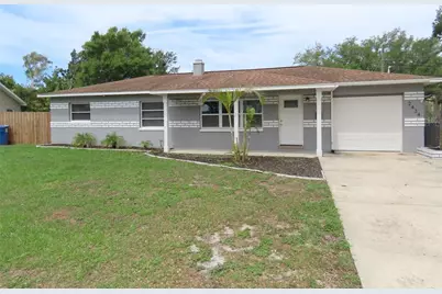 2434 65th Street N, Saint Petersburg, FL 33710 - Photo 1