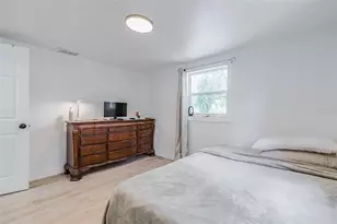 8705 N Highland Ave, Tampa, FL 33604 - Photo 15
