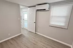 7173 Mount Bristol Blvd NE, Saint Petersburg, FL 33702 - Photo 15