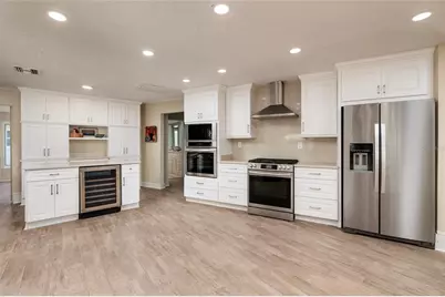 2011 Michigan Avenue NE, Saint Petersburg, FL 33703 - Photo 21