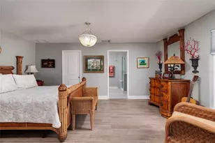 2011 Michigan Ave NE, Saint Petersburg, FL 33703 - Photo 45