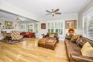 732 and 732 1/2 NE Oak St, Saint Petersburg, FL 33701 - Photo 15