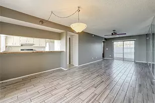 9209 Seminole Blvd, Seminole, FL 33772 - Photo 7