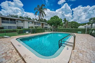 8301 Bardmoor Blvd, Seminole, FL 33777 - Photo 19
