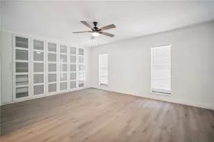 1218 Lornewood Dr, Valrico, FL 33596 - Photo 19