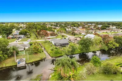 1654 SE Fallon Drive, Port Saint Lucie, FL 34983 - Photo 45