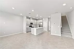 5592 Coopers Hawk Ct, Saint Cloud, FL 34772 - Photo 9