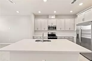 5592 Coopers Hawk Ct, Saint Cloud, FL 34772 - Photo 5