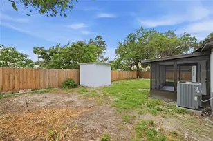 705 E 126th Ave, Tampa, FL 33612 - Photo 27