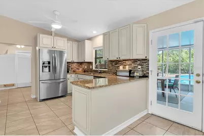 6237 13th Avenue S, Gulfport, FL 33707 - Photo 11