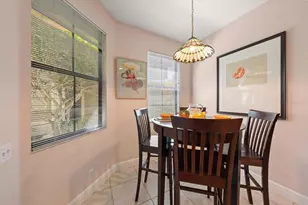 8241 Acadian Ln, Seminole, FL 33777 - Photo 15