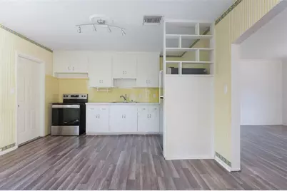 441 57th Street N, Saint Petersburg, FL 33710 - Photo 7