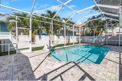 2716 W Thornton Avenue, Tampa, FL 33611 - Photo 27