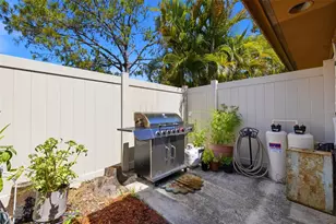 2074 Sunset Point Rd, Clearwater, FL 33765 - Photo 25