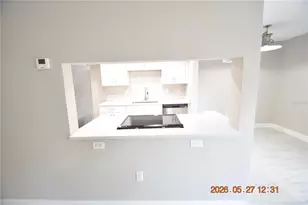 877 114th Ave N, Saint Petersburg, FL 33716 - Photo 17