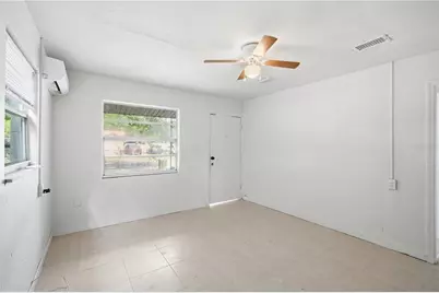 6209 N 43rd Street, Tampa, FL 33610 - Photo 9