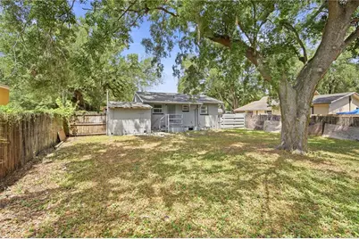 6209 N 43rd Street, Tampa, FL 33610 - Photo 17
