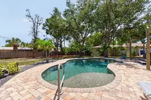 14728 Bay Dr, Largo, FL 33774 - Photo 47