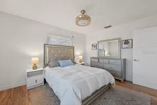 14728 Bay Dr, Largo, FL 33774 - Photo 25
