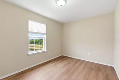 8961 Turnstone Haven Place, Tampa, FL 33619 - Photo 9