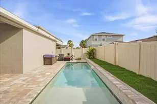 12261 Blue Pacific Dr, Riverview, FL 33579 - Photo 15
