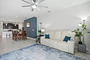 12261 Blue Pacific Dr, Riverview, FL 33579 - Photo 19