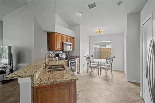 10238 Charleston Corner Rd, Tampa, FL 33635 - Photo 11