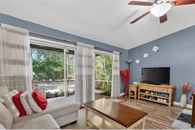 9834 87th Street, Seminole, FL 33777 - Photo 5