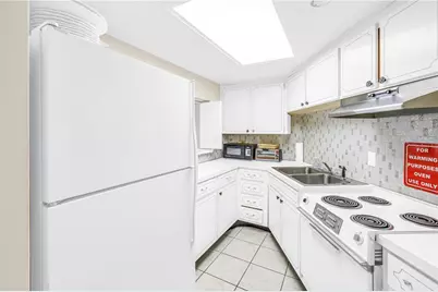 1100 N Shore Drive NE #307, Saint Petersburg, FL 33701 - Photo 39