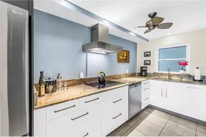 1100 N Shore Drive NE #307, Saint Petersburg, FL 33701 - Photo 21