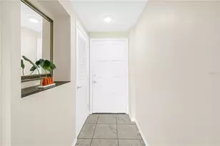 1100 N Shore Dr NE, Saint Petersburg, FL 33701 - Photo 11