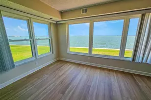 5900 Shore Blvd S, Gulfport, FL 33707 - Photo 11