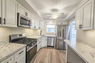 5900 Shore Blvd S, Gulfport, FL 33707 - Photo 5
