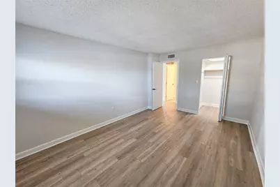 5900 Shore Boulevard S #101, Gulfport, FL 33707 - Photo 25