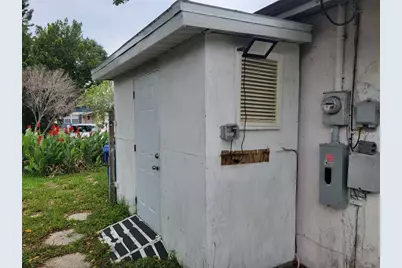 1835 Maryland Avenue NE, Saint Petersburg, FL 33703 - Photo 39