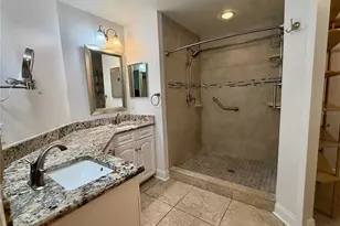 2461 Bentley Dr, Palm Harbor, FL 34684 - Photo 17