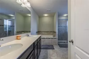 11862 Lake Lucaya Dr, Riverview, FL 33579 - Photo 37