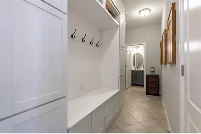 11862 Lake Lucaya Drive, Riverview, FL 33579 - Photo 9