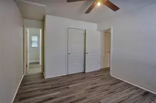 1102 Sunset Point Rd, Clearwater, FL 33755 - Photo 23