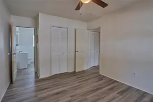 1102 Sunset Point Rd, Clearwater, FL 33755 - Photo 31