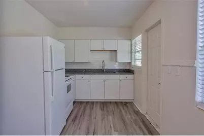 1102 Sunset Point Road, Clearwater, FL 33755 - Photo 25