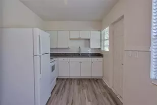 1102 Sunset Point Rd, Clearwater, FL 33755 - Photo 25