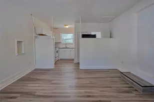 1102 Sunset Point Rd, Clearwater, FL 33755 - Photo 21