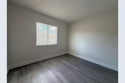 4105 Waterside Island Court, Tampa, FL 33617 - Photo 9