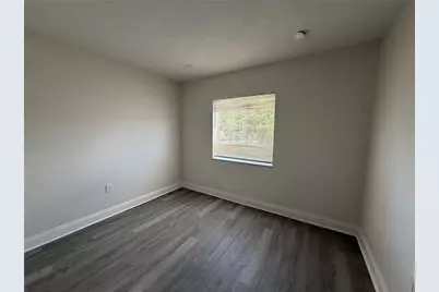 4105 Waterside Island Court, Tampa, FL 33617 - Photo 7