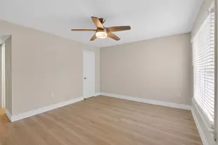 3795 41st Ln S, Saint Petersburg, FL 33711 - Photo 13