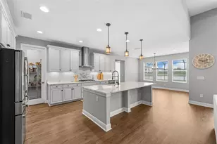 33164 Kateland Dr, Wesley Chapel, FL 33545 - Photo 11