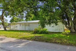37913 Palmetto Palm Dr, Zephyrhills, FL 33542 - Photo 69